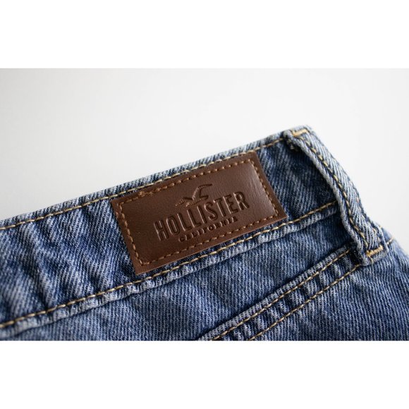 NWT Hollister Ultra High Rise Vintage Relaxed Mom Short Distressed Denim 17 - Picture 9 of 15
